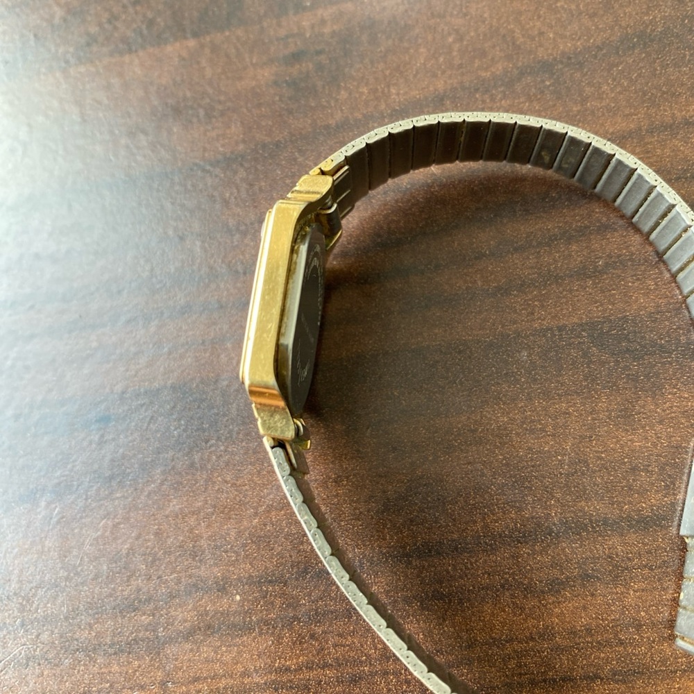 Timex Gold Digital Watch - Picture 8 of 8